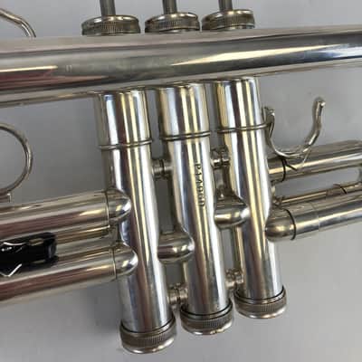 Getzen 700 Eterna Bb Trumpet – Silver Plated – Intermediate Model – w/ Case – Excellent Condition SM#1359 image 11