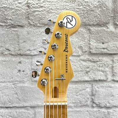Reverend Guitars Descent - in Army Green image 8
