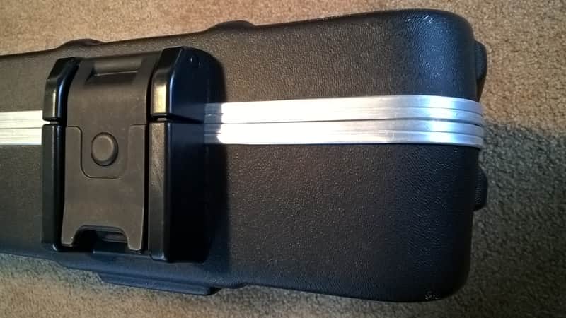 Fender TSA 002 Rectangular Molded ABS Hard Shell Case -- Fits