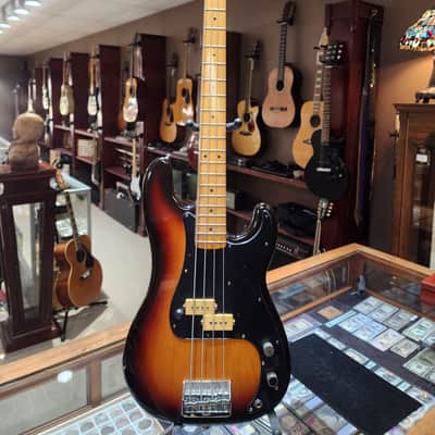 Fender Precision Bass with Maple Fretboard 1970 - 1983 - Sunburst image 1