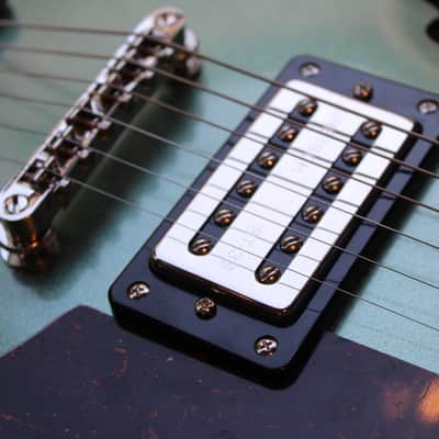 GRETSCH "G2622T Streamline Center Block Double-Cut with Bigsby, Laurel Fingerboard, Broad’Tron BT-3S Pickups, Steel Olive" 3, 2 KG image 9