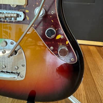 Fender American Ultra Jazzmaster Ultraburst w/ Elite Hard Case +Extras image 4
