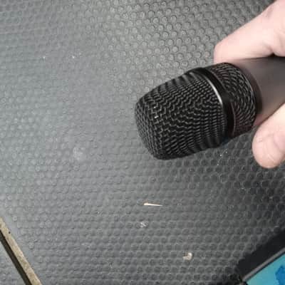 Sennheiser MD 425 Dynamic Microphone image 5