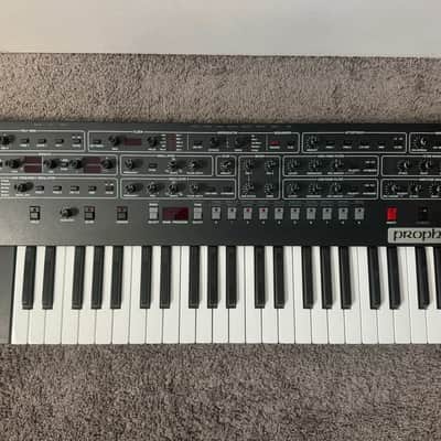 Sequential Prophet-6 49-Key 6-Voice Polyphonic Synthesizer 2018 - 2020 - Black with Wood Sides