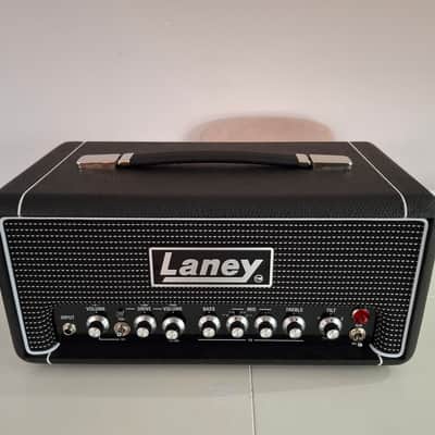 Eden WTX-500 - Pre-Owned - Bass Direct EDEN WTX-500 Bass Amp Head