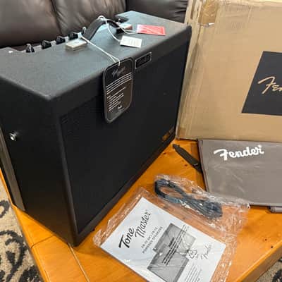 Fender Tone Master FR-12 1000-Watt 1x12" Active Guitar Speaker Cabinet 2023 - Present - Black image 7
