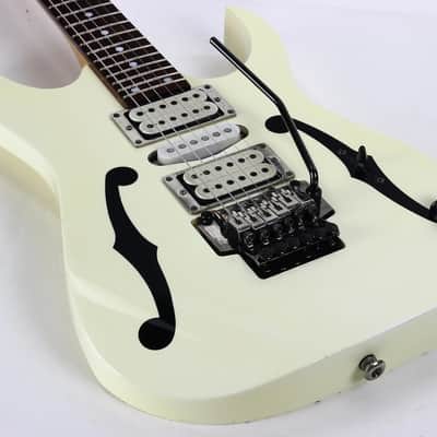 Ibanez PGM30-WH Paul Gilbert Signature with Lo TRS II Tremolo 1995 - 2002 - Vintage White image 18