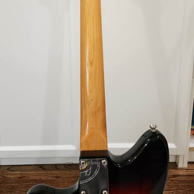 2006 Fender American Vintage AVRI '62 Jazzmaster Sunburst image 17