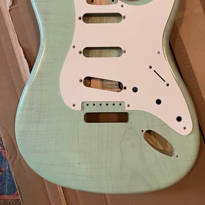 MJT VTS - Surf Green Nitro Relic Stratocaster Body image 3