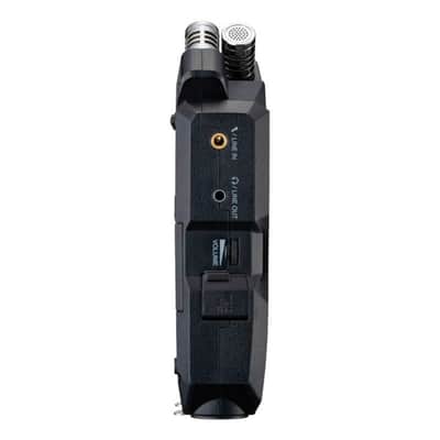 Zoom H4essential Portable Recorder with Tabletop Tripod, Windscreen, AA Batteries and microSD Card with Adapter image 3