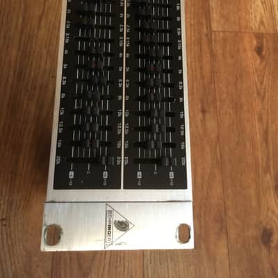 Behringer Ultragraph Pro GEQ3102 31-Band Stereo Graphic EQ image 6