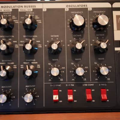 Moog Minimoog Voyager Signature Edition 44-Key Monophonic Synthesizer 2002 - Cherry Cabinet image 2