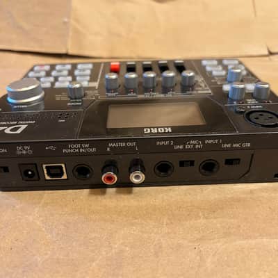 Korg D4 Digital Recorder 2010s Excellent Condition in Box with original Power Supply and Users Manual image 10