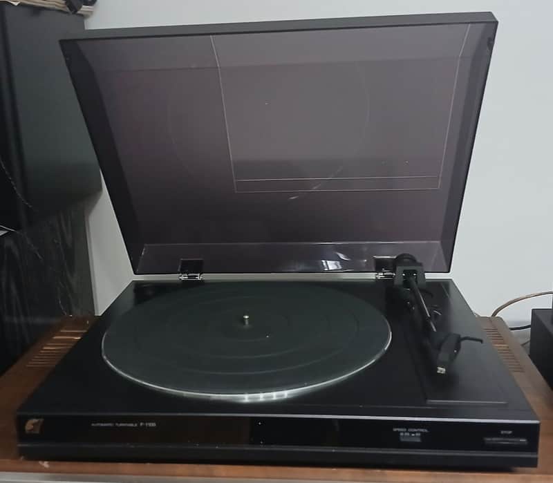 Vintage SANSUI Model P-1100 Turntable-Very Good Condition-Powers on & Plays image 1
