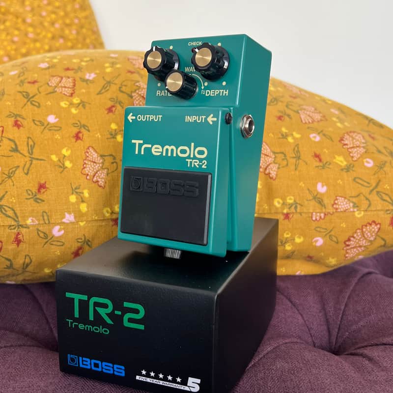 Boss TR-2 Tremolo (Silver Label)