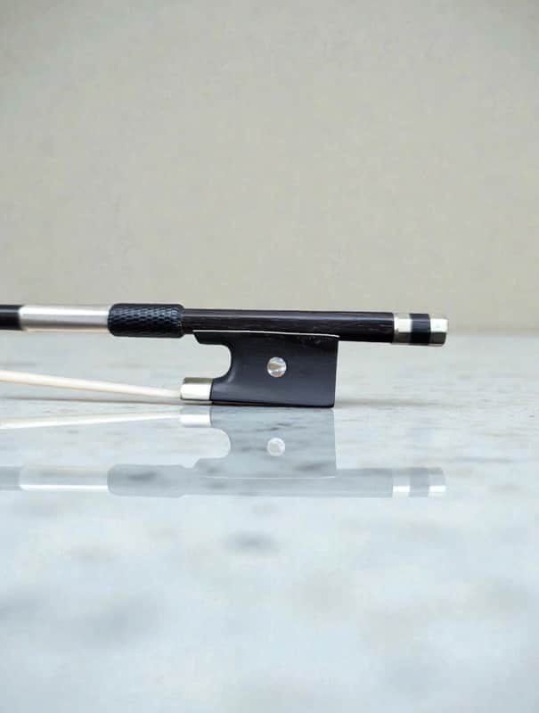 François Peccatte Violin Bow with Raffin Certificate image 1