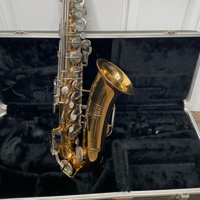 selmer bundy alto sax saxophone w/case and mouthpiece image 2