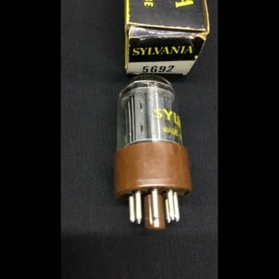 NOS NIB SYLVANIA 5692 (Hi Fi 6SN7GT) Black Plate [][] Getter Vacuum Tube K.9704 image 2