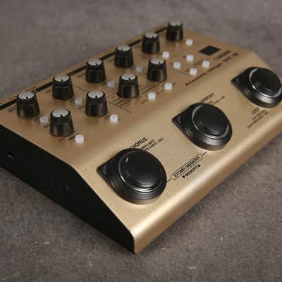Boss VE-8 Acoustic Singer Guitar Pedal - 2nd Hand (165659) image 2