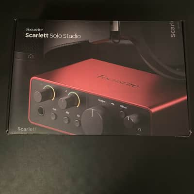 Focusrite Scarlett Solo 4th Gen USB Audio Interface Studio Bundle 2023 - Present - Red image 3
