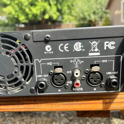 Crown XLS 2000 2-Channel High Density Power Amplifier 2010s - Silver image 8