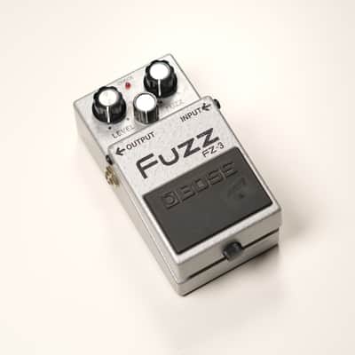 Boss FZ-3 Fuzz (Silver Label) 1997 - 1999 - Metal image 2