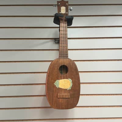 Kamaka Pineapple Ukelele 1930s image 2