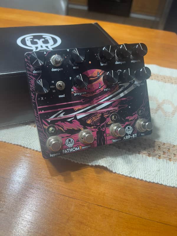 Walrus Audio Fathom / ARP-87 | Reverb