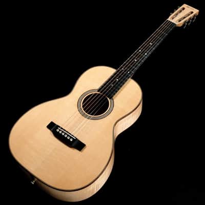 Martin CTM 00-12F Adirondack Spruce European Flame Maple 3-piece back [2184633] (07/15) image 4