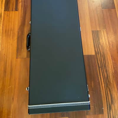 Fender Classic Series Black Tolex Case Strat Tele Stratocaster Guitar Blk Lining image 2
