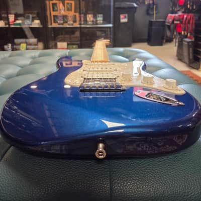 Fender Standard HSS Stratocaster 2008 image 10