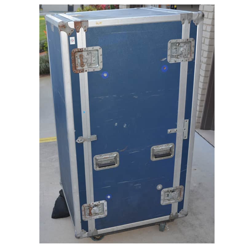 Cadence Physical Shock Resistant Mid-90s - Huge 26U Rack/Road Case image 1