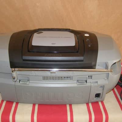 Radio CD, K7 et AUX  Philips,  modèle AZ2060 image 4