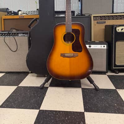 Guild D-35 1974 - 1986 - Sunburst image 3