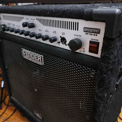 Fender Bassman 250/115 250-Watt 1x15" Bass Combo 2010s - Black image 2