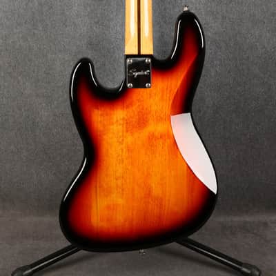 Squier Classic Vibe 70s Jazz Bass - 3 Tone Sunburst - 2nd Hand (166177) image 6