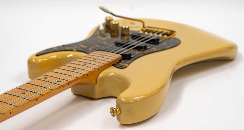 Chandler San Francisco Electric Guitar w/ Gigbag - Transparent