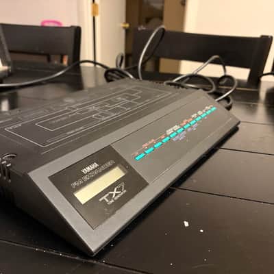 Yamaha TX7 FM Expander 1985 - Black