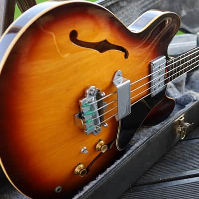 Gibson EB-2 1966 - Sunburst image 13