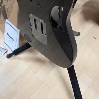 Ibanez JEMJR Steve Vai Signature BRAND NEW JEM JR Black HSH Super Strat Guitar Tree of Life Vine Inlay image 23