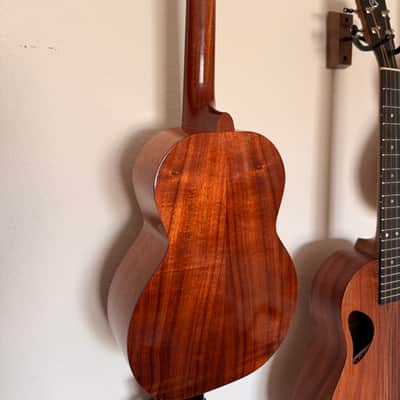 Kamaka HF-3 Tenor Ukulele w/case •made in Hawaii image 2