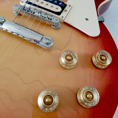 Gibson Les Paul Classic 2016 - Cherry Sunburst image 5