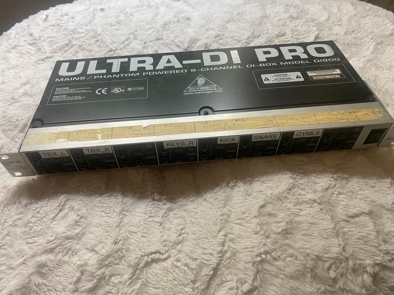Behringer Ultra-DI Pro DI800 Phantom Powered 8-Channel Direct Box rack image 1