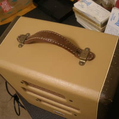 Vintage 1947-8 Supro Supreme Tube Combo Amp - 2 Tone Brown - Valco Made - Very Clean! image 8