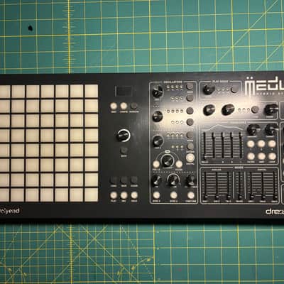Polyend Dreadbox Medusa Hybrid Synthesizer 2018 - 2021 - Black image 1