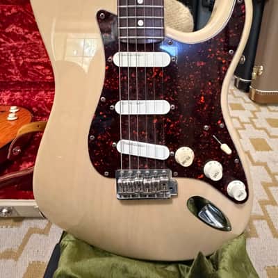 Fender Stratocaster Honey Blonde image 2
