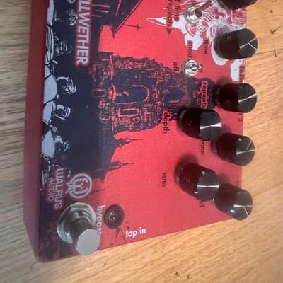 Walrus Audio Bellwether Analog Delay V1 Red image 1