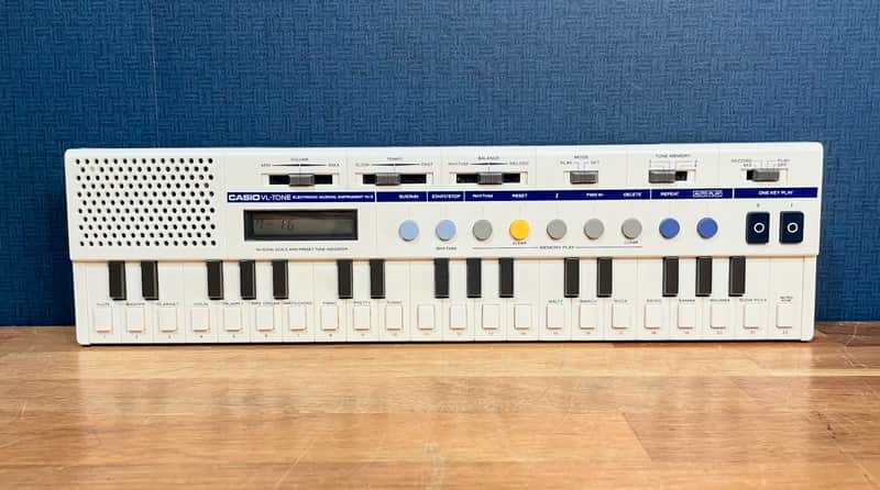 [Excellent] Casio VL-5 VL-Tone 37-Key Synthesizer Keyboard - White image 1
