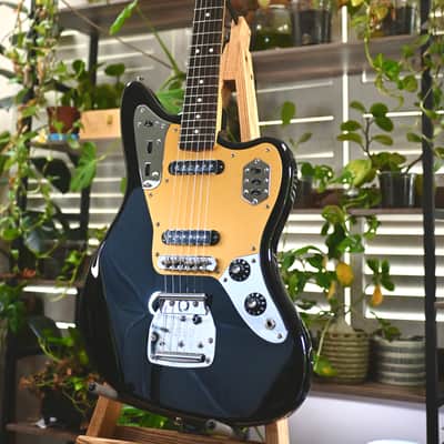 *New in Box* Fender MIJ Traditional II '60s Jaguar 2025 - Black with Gold Anodized Pickguard image 2