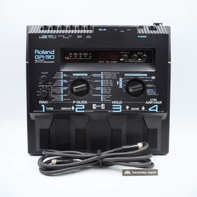Roland GR-30 Guitar Synthesizer Guitar Effect Pedal With GK Cable AK42223
